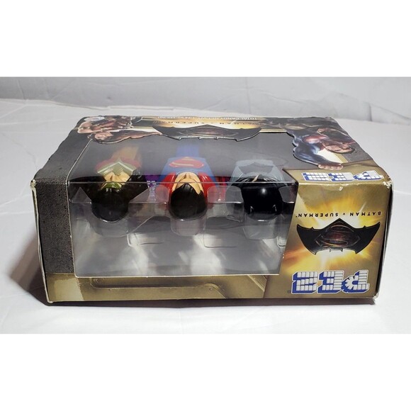 Pez Dispensers Batman v Superman : Dawn of Justice Wonder Women Superman Batman - Picture 12 of 14